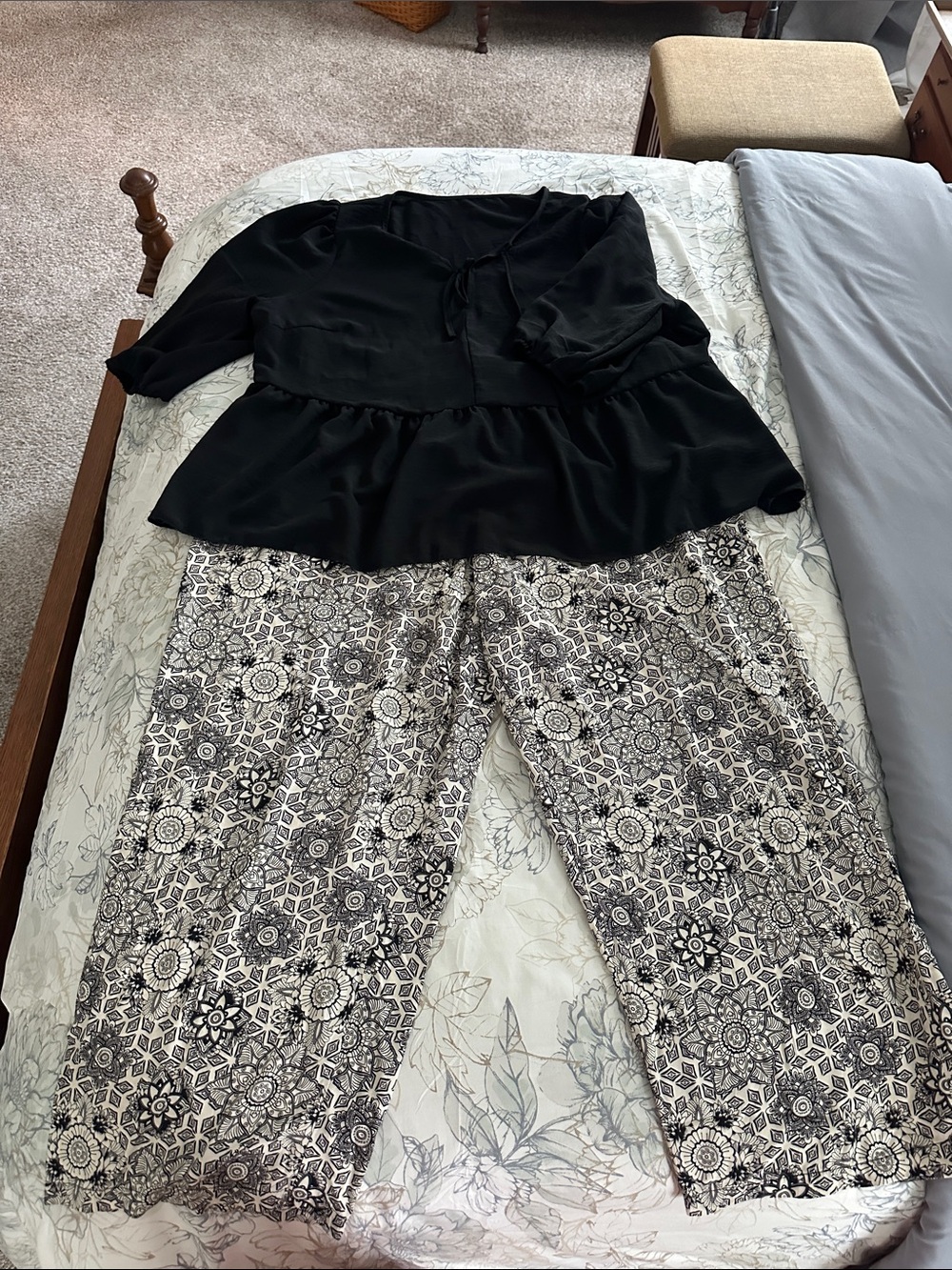 SHEIN Black Peplum Top with Black & cream Printed Wide-Leg Pants
